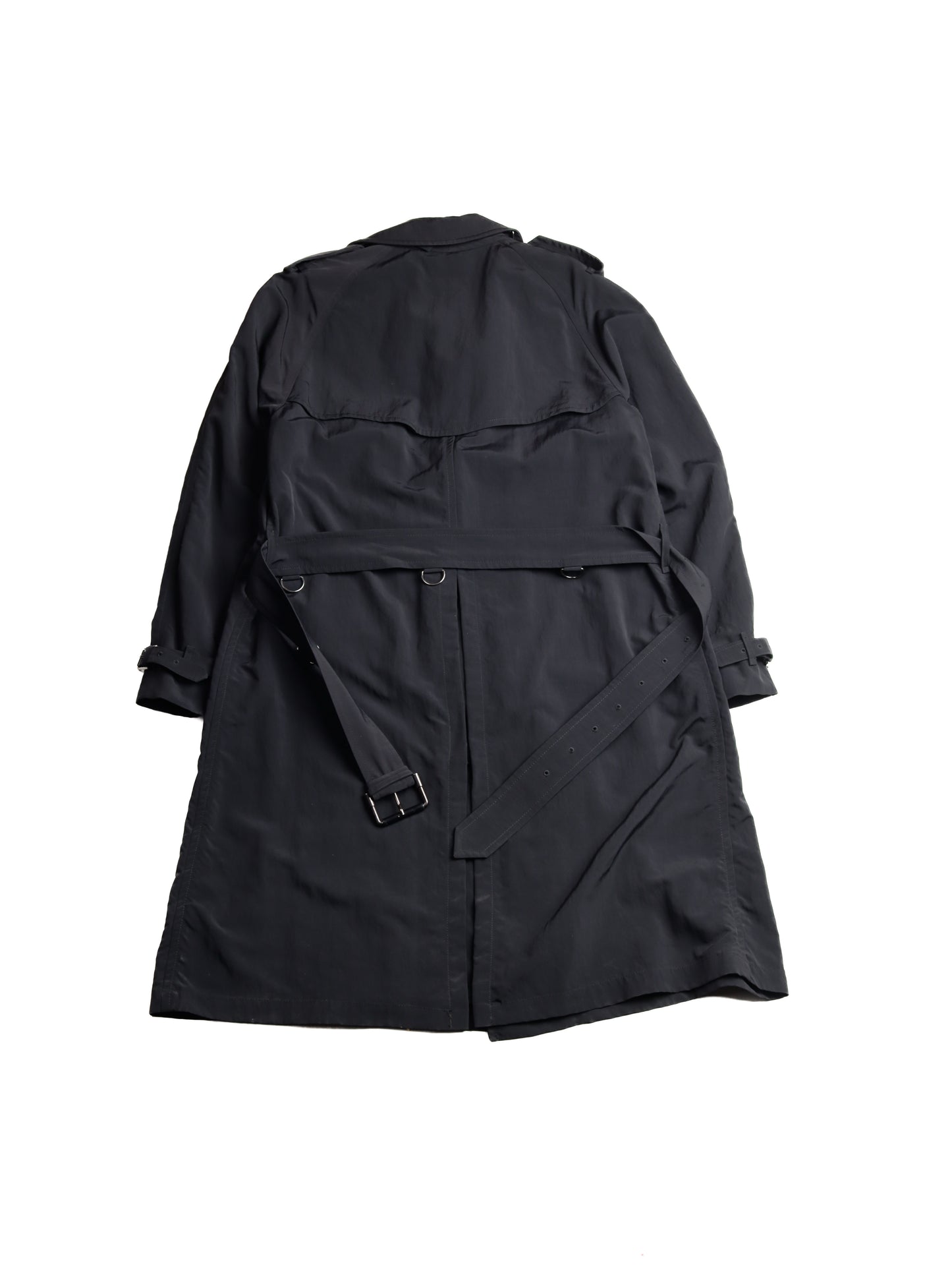 Trench ( L )